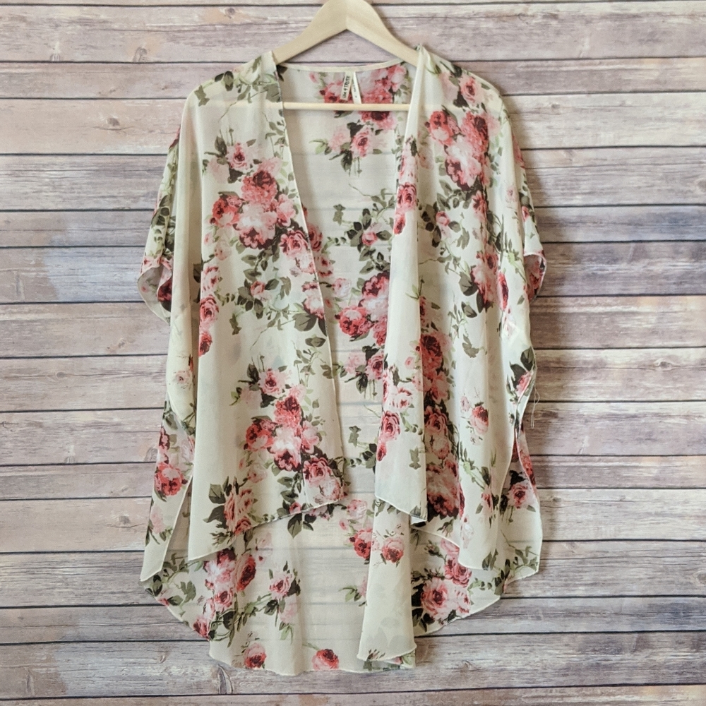 Live 4 Truth Floral Kimono